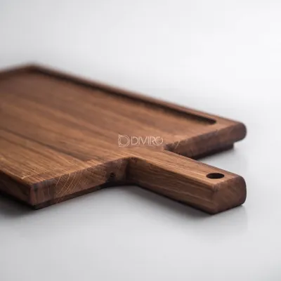 Доска для подачи бургеров и мяса с выборкой, дуб 38×20 см от мастерской DIVIRO